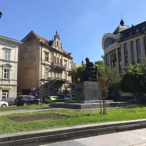 On Shevchenko Avenue Львов